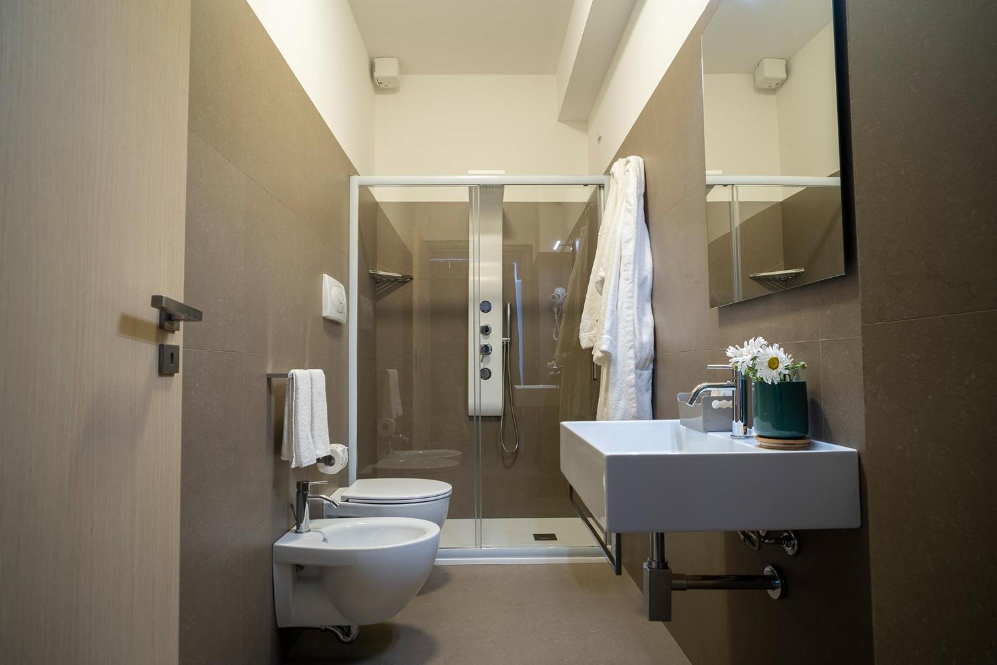 Enny Camere Alcamo Luaran gambar