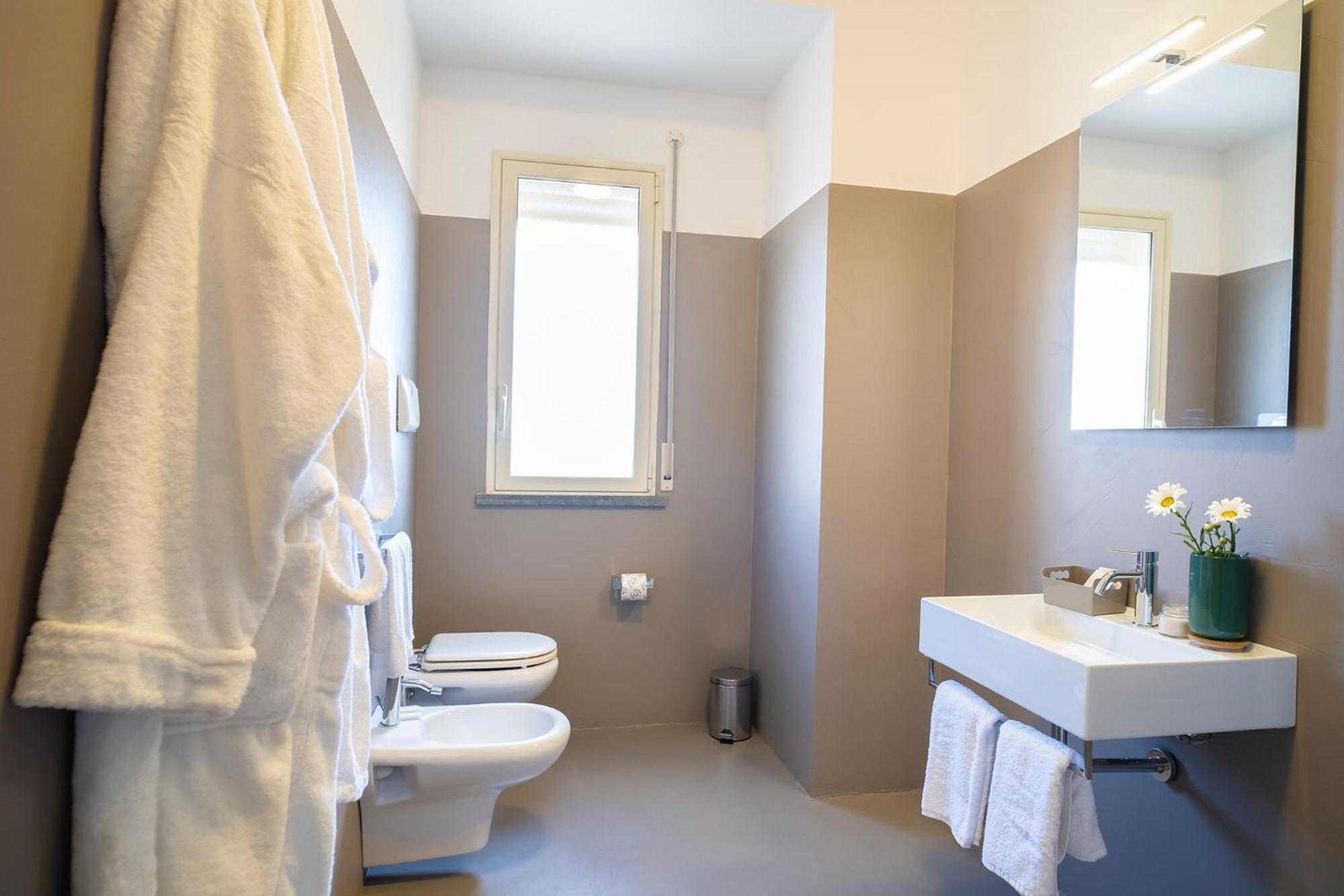 Enny Camere Alcamo Luaran gambar